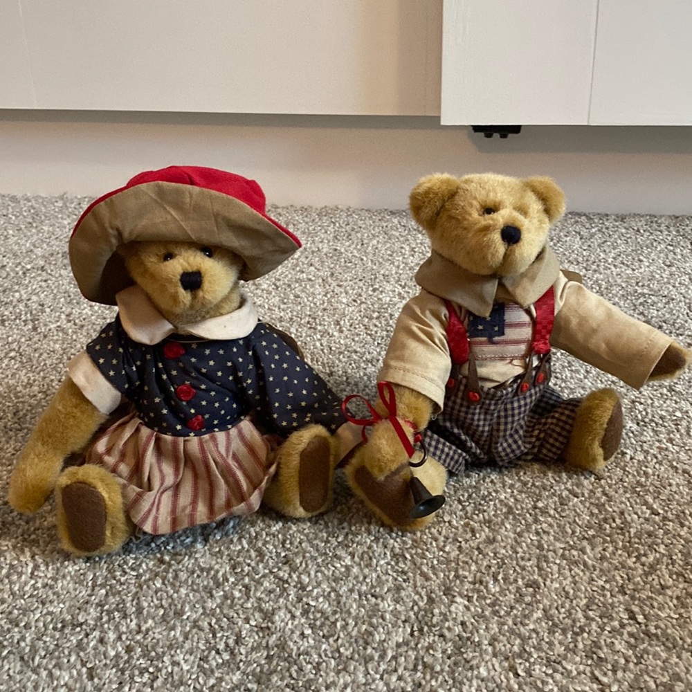 SET OF BOYDS BEARS-BETSIE & ROSS JODIBEAR